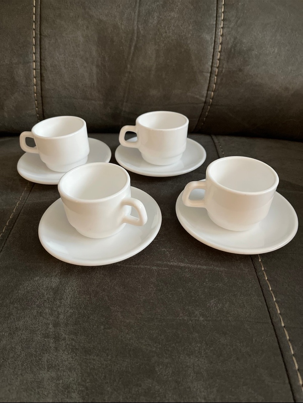 Set of 4 Arcopal milk glass espresso cups and saucers